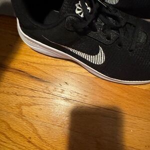 Nike Black Nike Sneakers wide worn once